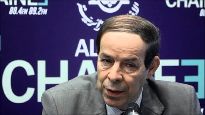 Pour le Pr Khiati, « il n&rsquo;est actuellement pas possible de suspendre les cours pour les élèves »