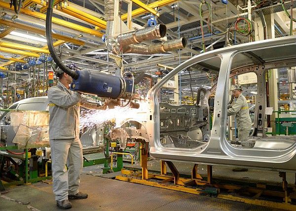 Renault Algérie licencie 476 salariés
