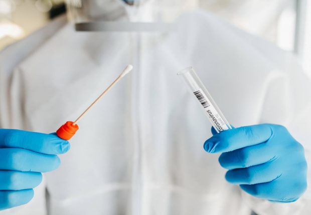 Flambée des prix des tests Covid-19 : L’Association des labos privés s’explique