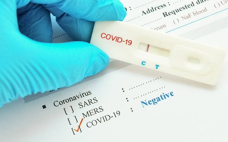 France : Démantèlement d’un réseau de trafic de faux certificats négatifs au Coronavirus