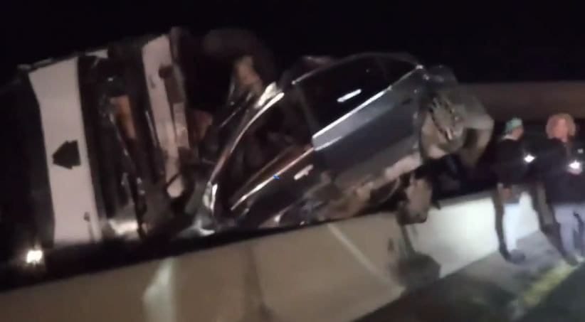 Video Un Accident Mortel Sur L Autoroute Est Ouest De Ain Defla Algerie360