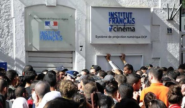 Du nouveau pour les étudiants algériens désireux de poursuivre leurs études en France