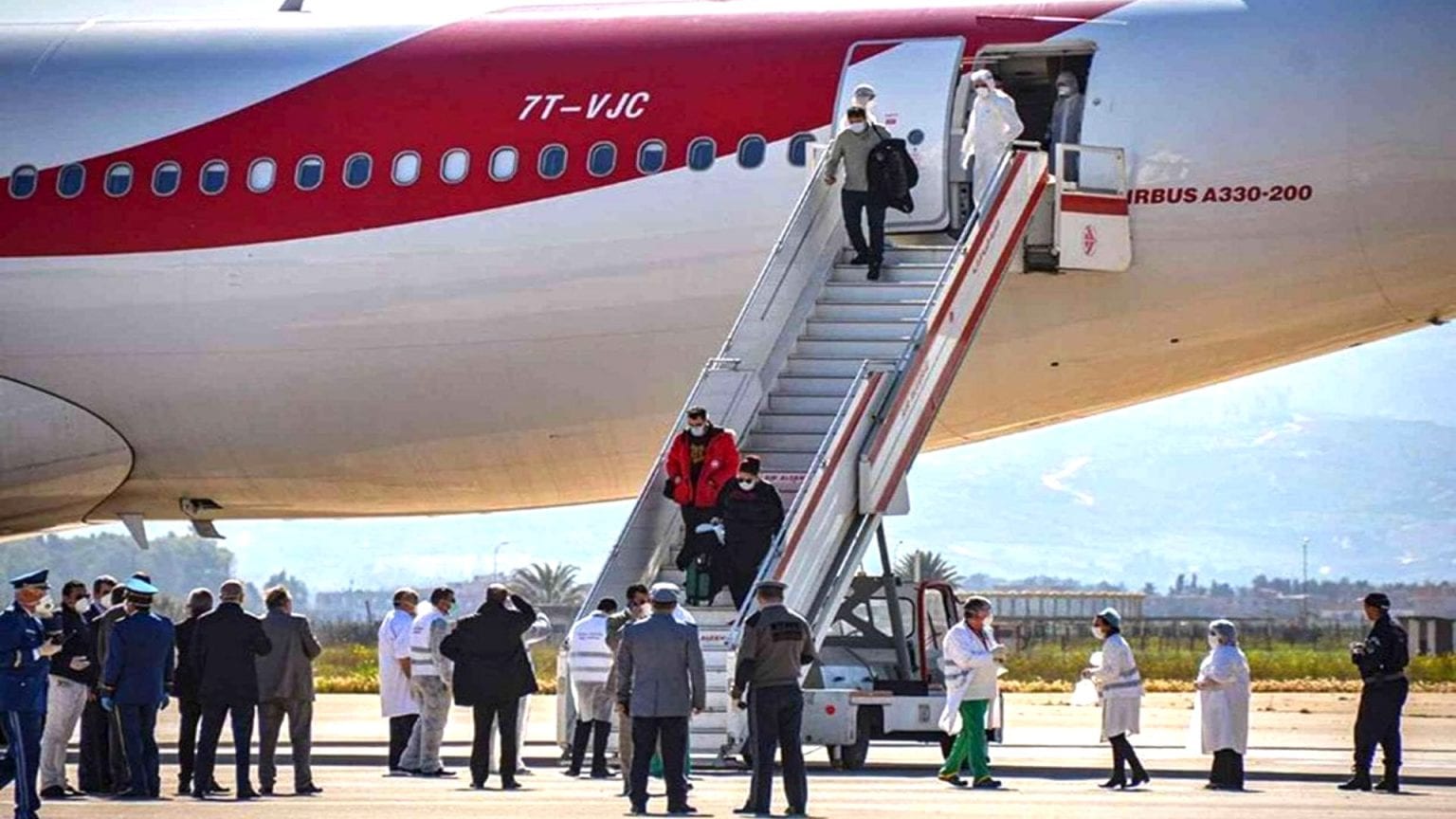 Une députée demande la suppression de l’attestation d’entrée exceptionnelle en Algérie