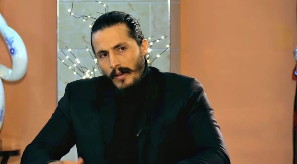 L’acteur algérien Reghis fait de grosses révélations
