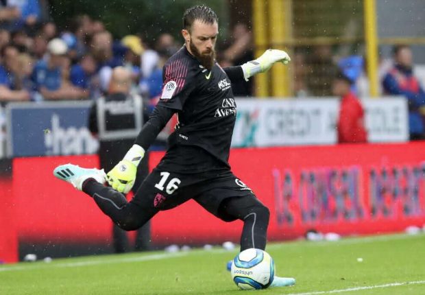 France : L&rsquo;international algérien Oukidja brille en ligue 1