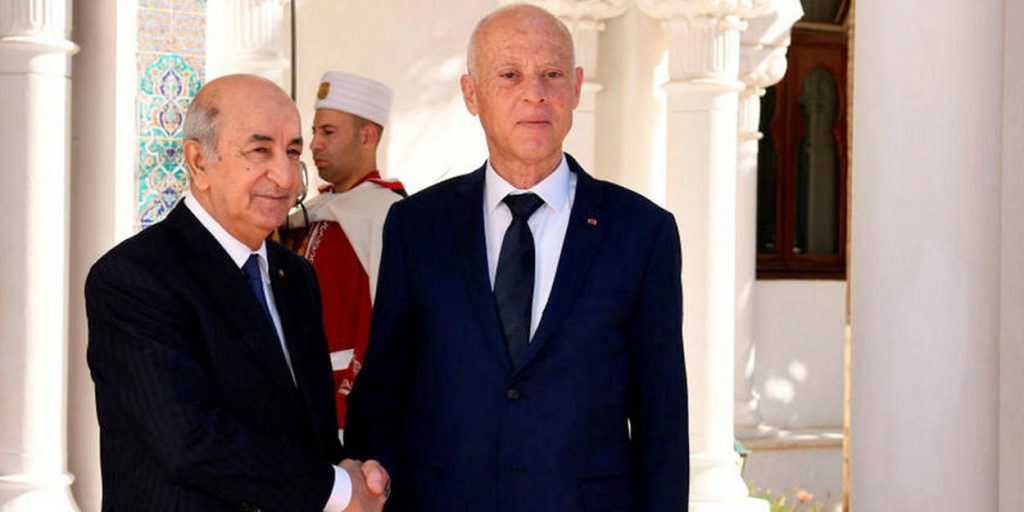 Affaire « tentative d’empoisonnement »: Tebboune appelle Kaïs Saïed