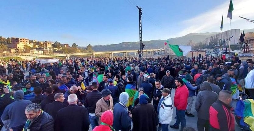 2e anniversaire du Hirak : Imposante manifestation à Kherrata