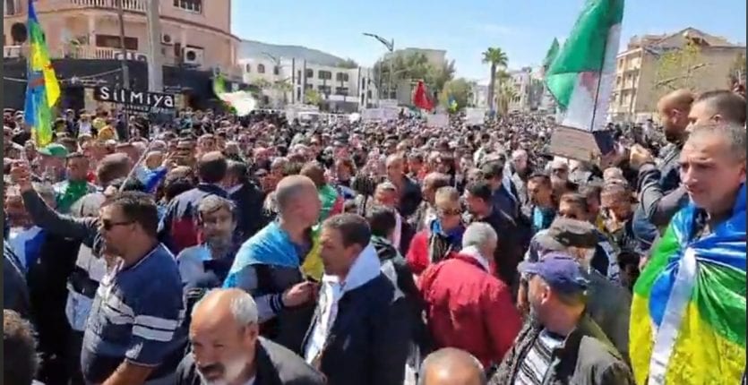 Hirak 110ᵉ vendredi : La mobilisation populaire se poursuit à Béjaïa