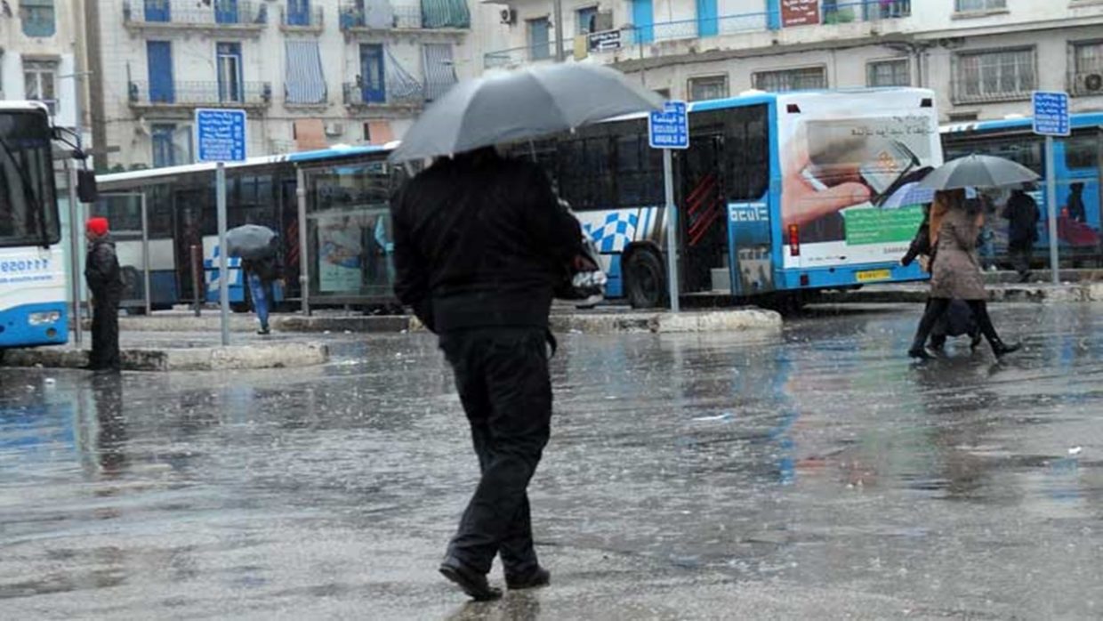 Alerte météo : pluies et orages dans 12 wilayas ce 8 octobre
