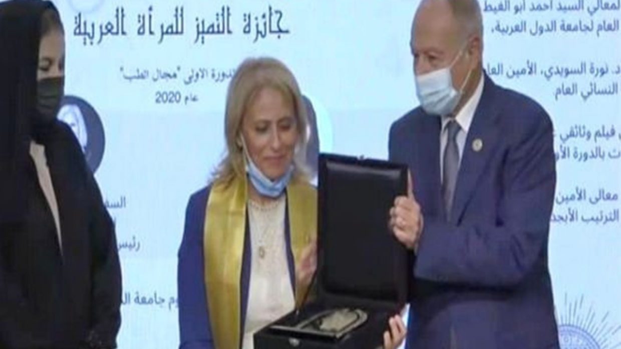 Prix de la femme arabe de médecine : une algérienne se distingue