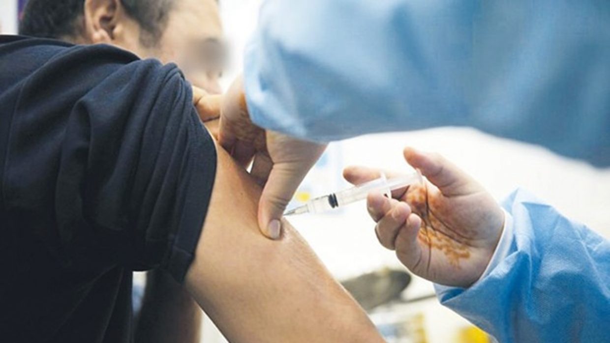 Vaccination des enfants : le Comité scientifique toujours hésitant