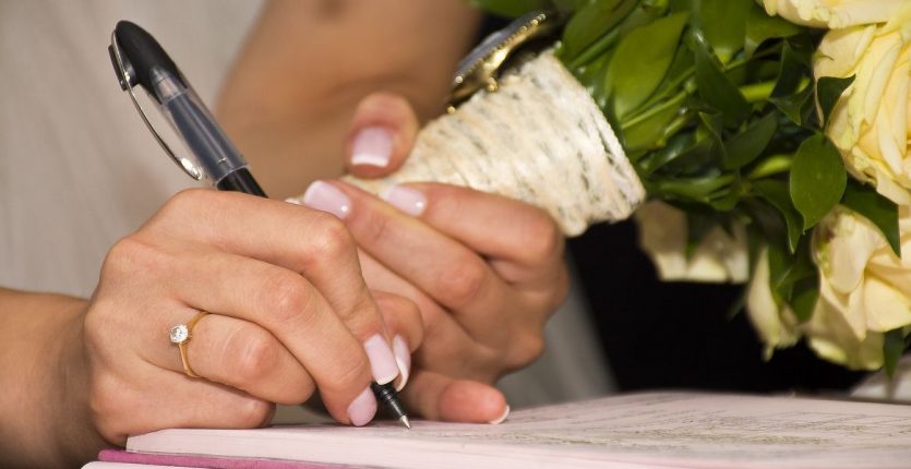 Reims : une algérienne accusée de mariage gris