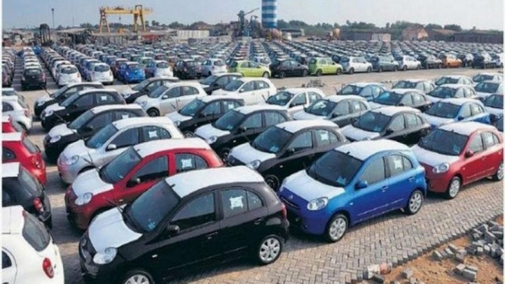 Début de l’importation de voitures : les prévisions des spécialistes
