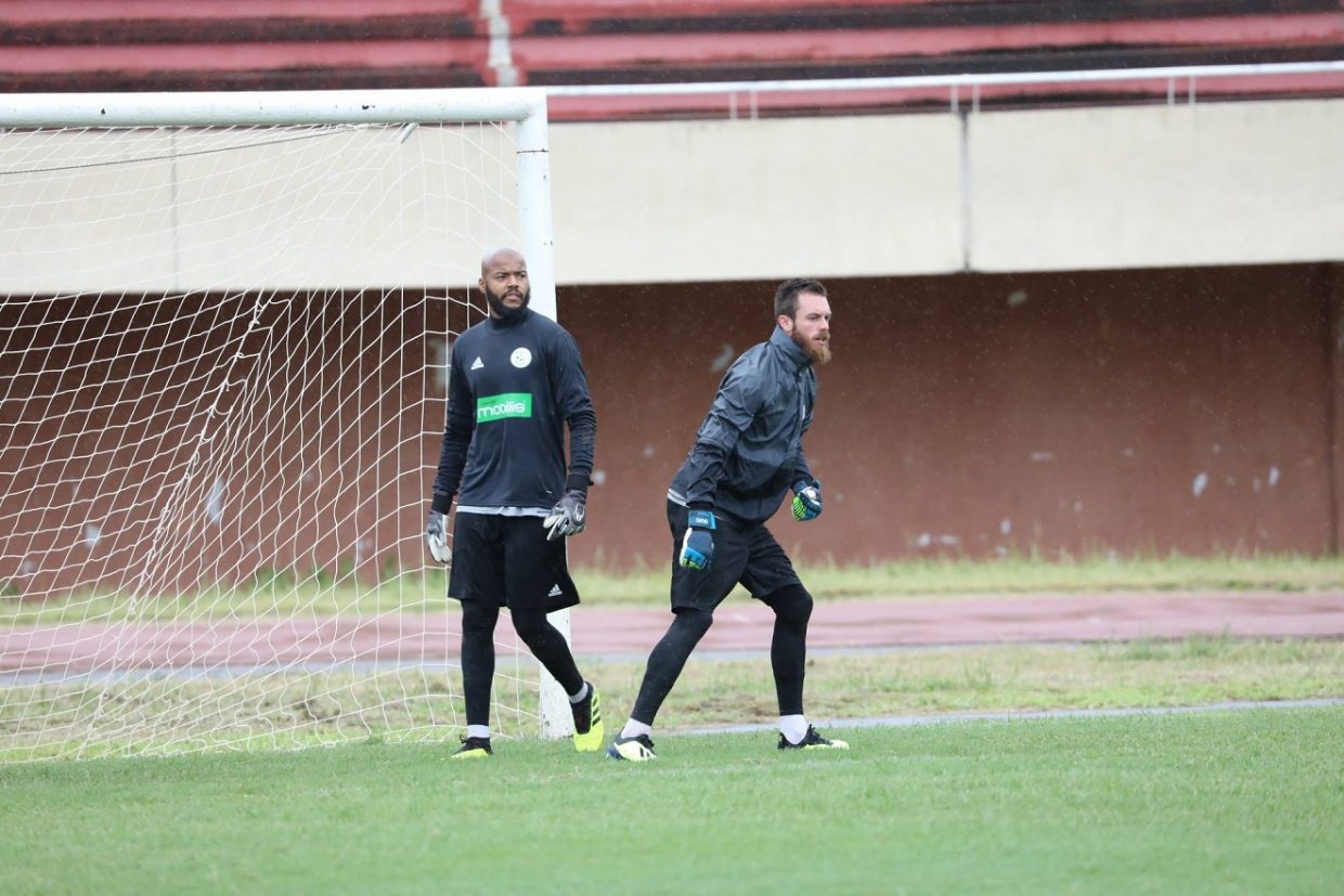 Équipe d’Algérie : un vrai problème de gardien de but pour Belmadi ?