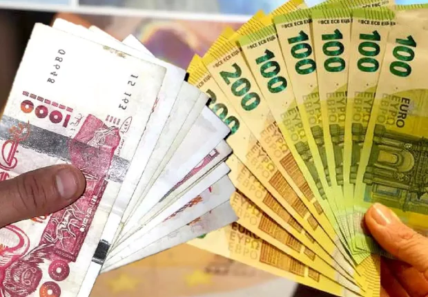 Taux de change du dinar en banque et au marché noir ce 17 novembre