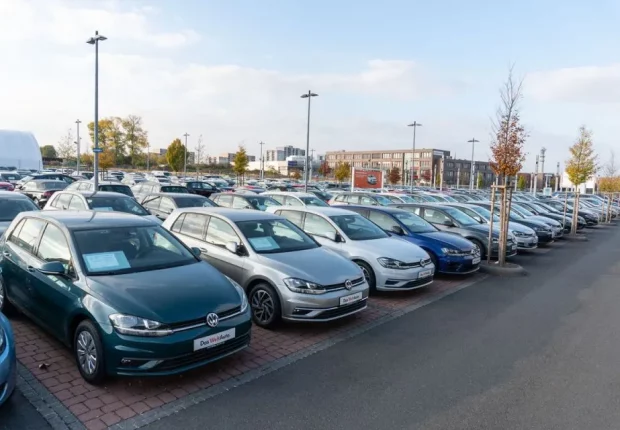 Voitures en Algérie: le recours à l’importation moins 5 ans se précise