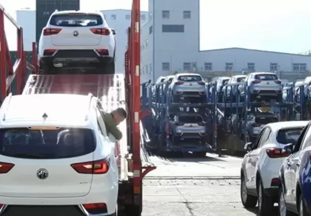 Détails du nombre de véhicules importés qui arrivent en Algérie par marques en 2023