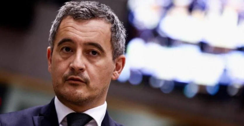 France : Darmanin mise sur la droite pour relancer son projet de loi sur l’immigration