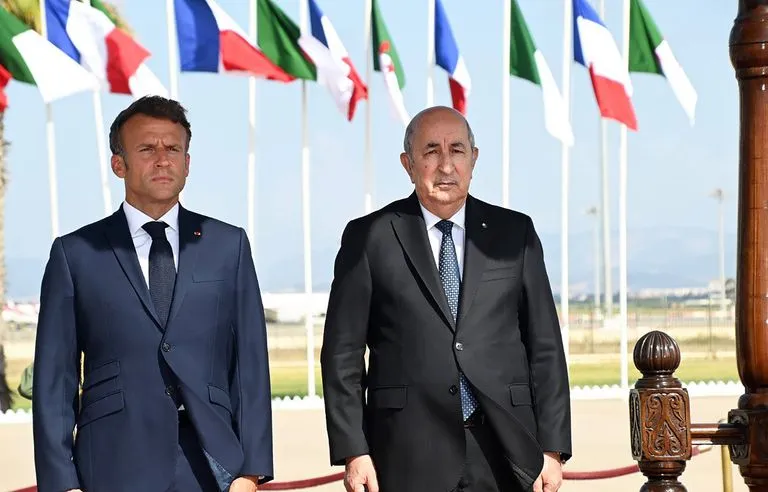 Conseil d’affaires algéro-français à Paris : visite de Tebboune en France au menu