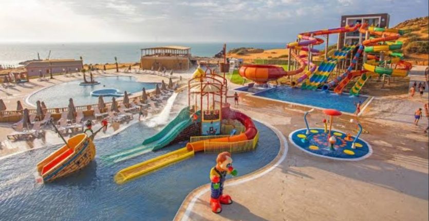Annaba : un parc aquatique offre l’accès gratuit aux malades chroniques et aux femmes enceintes