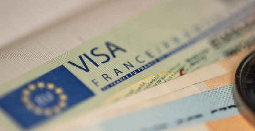 Étudier en France pour Algériens : voici comment préparer sa demande de visa long séjour