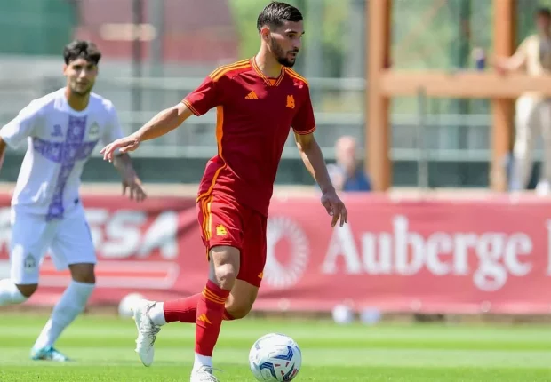 Quand Mourinho préfère jouer à 10 pour préserver Aouar