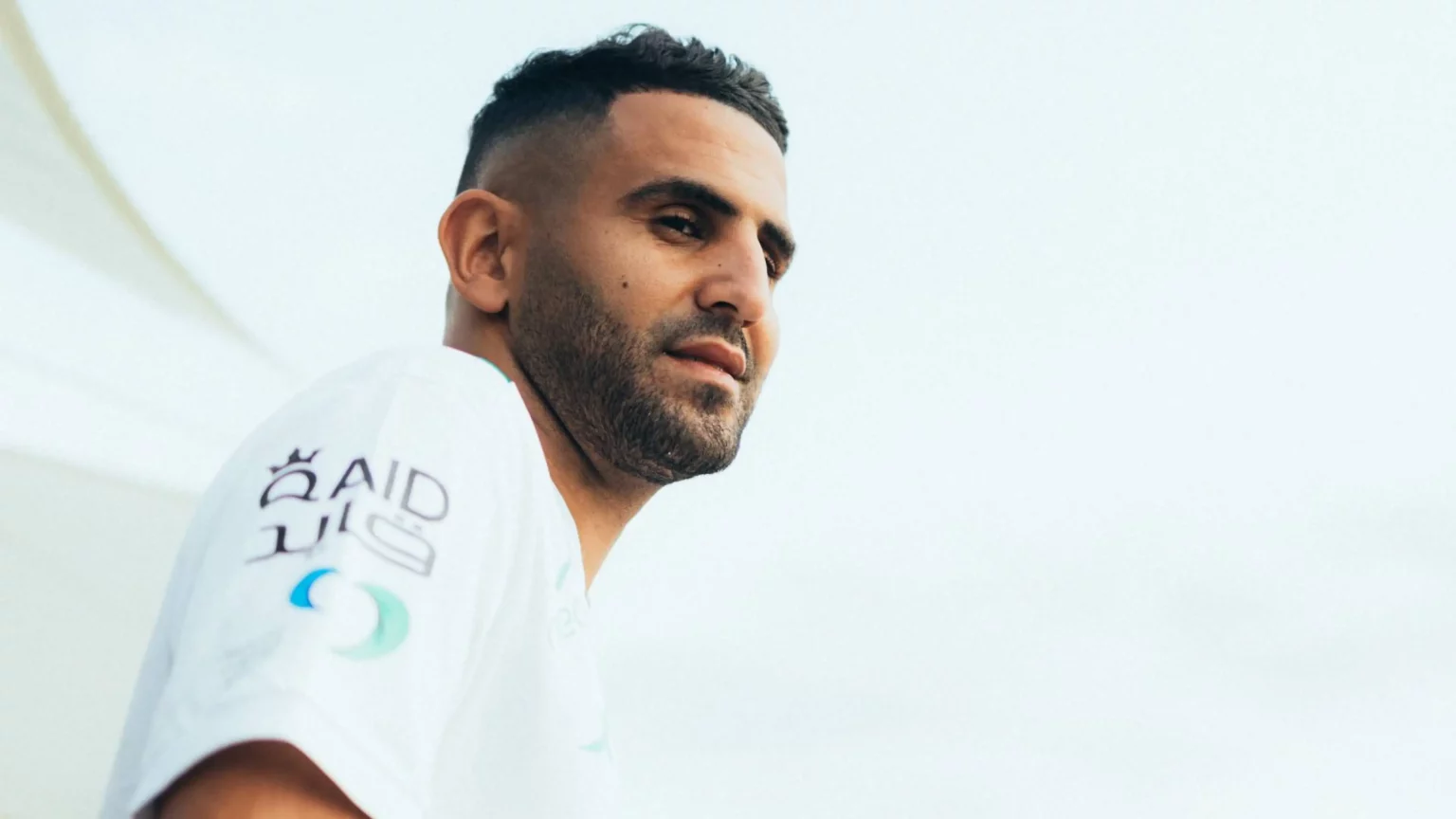 « Riyad Mahrez va briller en Arabie Saoudite », prévoit un international algérien