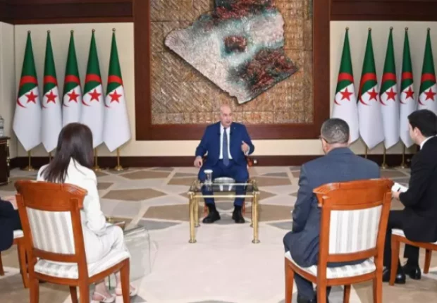 Tebboune s&rsquo;engage à ce que la hausse des salaires atteigne « un taux de 47% à 50% d&rsquo;ici 2024 »