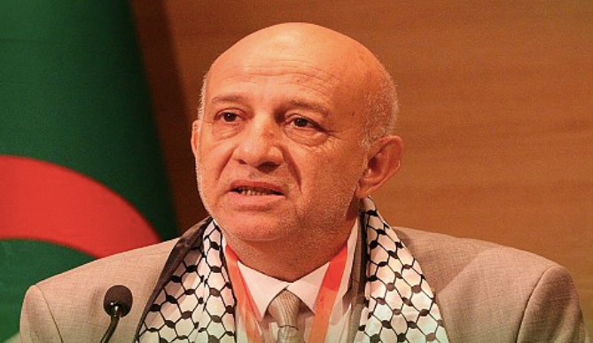 Abdelkrim Benmbarek nouveau secrétaire général (SG) du parti FLN