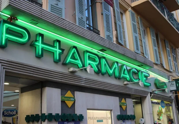 Analyses médicales : 6 spécialités autorisées à les réaliser, les pharmacies exclues