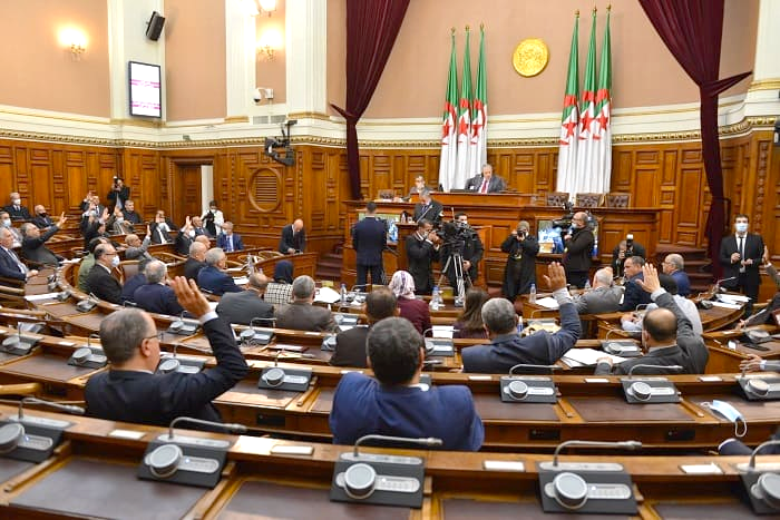 Le Conseil de la nation adopte la loi de finances 2024