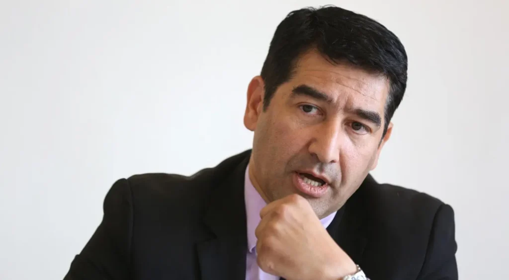 Zéribi démonte les thèses anti-Algérie de l&rsquo;ex-ambassadeur français à Alger Driencourt