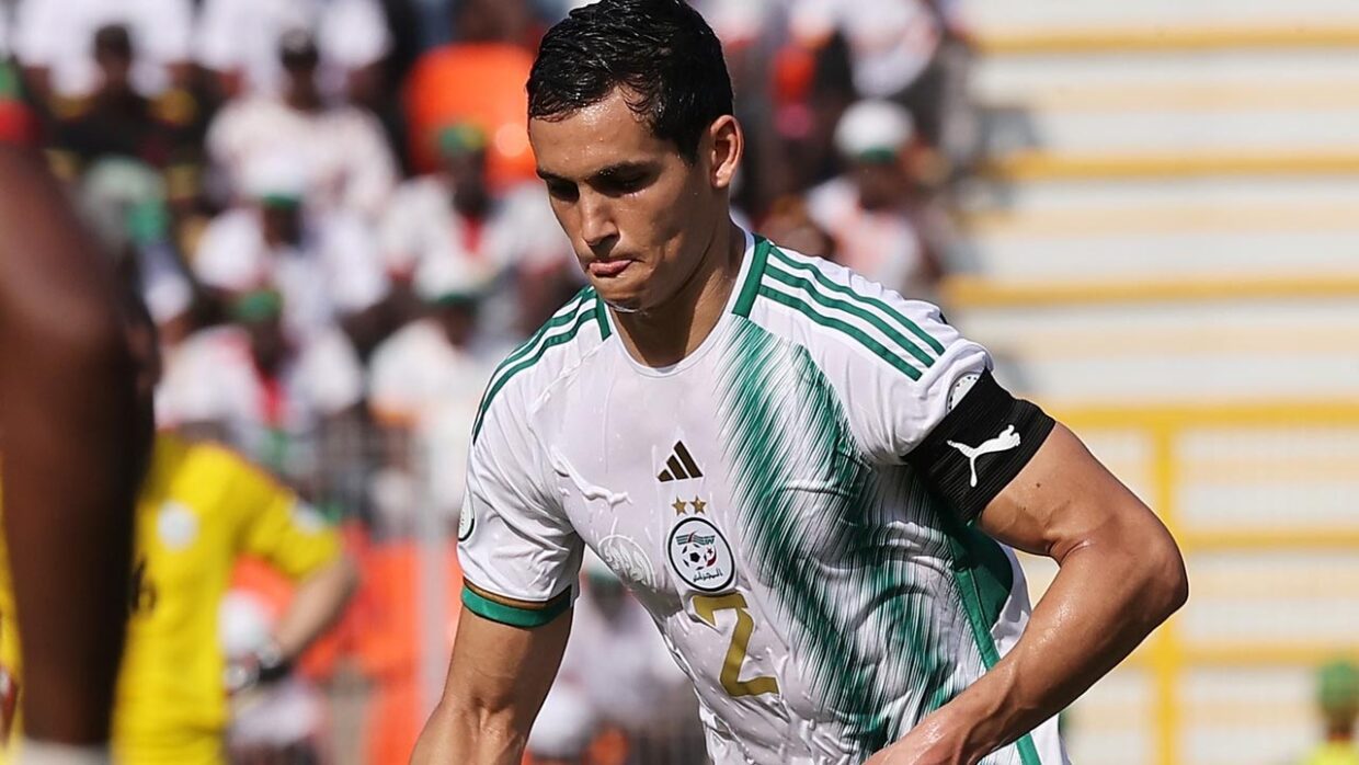 Aissa Mandi s'excuse auprès des Algériens Algerie360