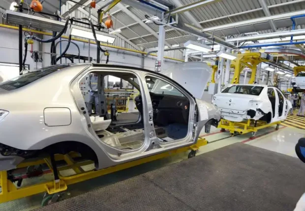 Aoun annonce des mesures pour dynamiser l’industrie automobile en Algérie