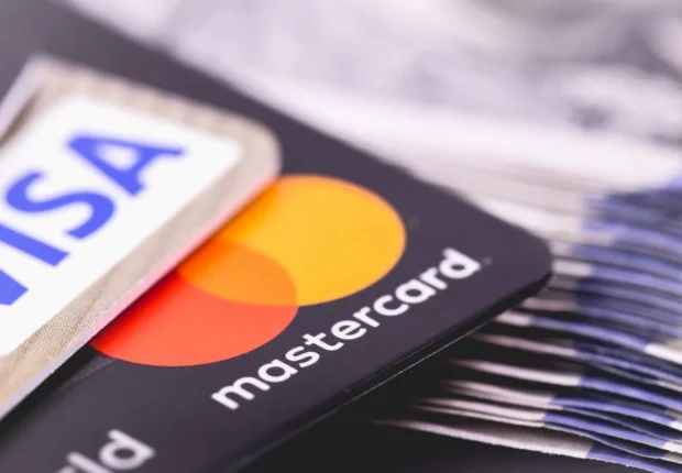 Paiement par « Visa » et « MasterCard » pour les sites locaux bientôt possible en Algérie