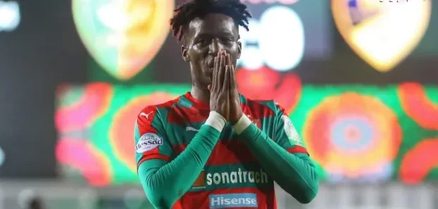 MCA : victime d’un dribble, Ouattara indisponible pendant plusieurs mois (vidéo)