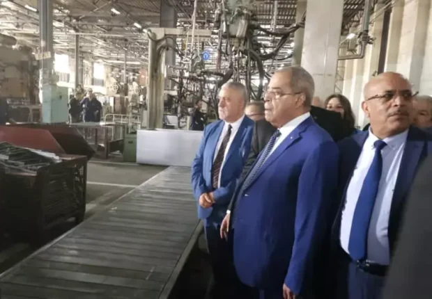 Relance de l’activité d’ENIEM : Aoun octroie 3,5 milliards de DA