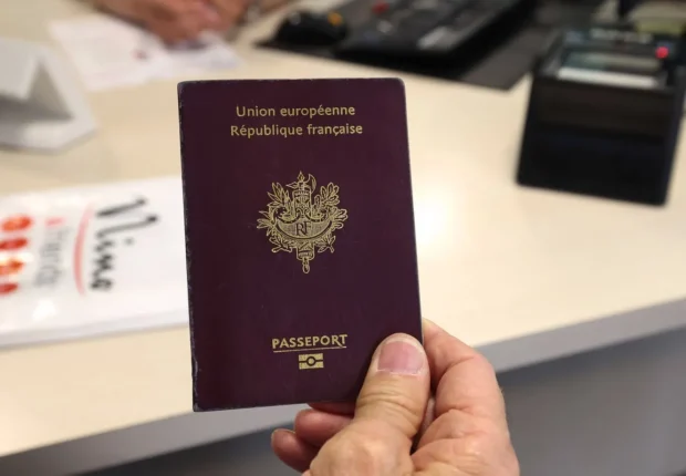 La France retire la nationalité à 2 algériens, mais pourquoi ?