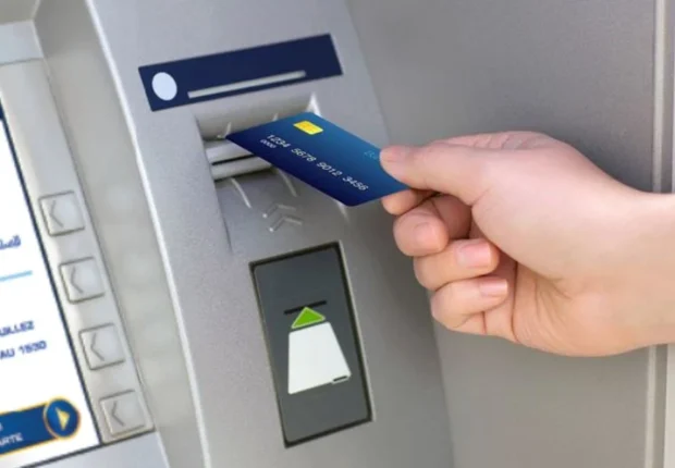 Retraits, paiements, services : ce que changent les nouvelles cartes EDAHABIA d’Algérie Poste