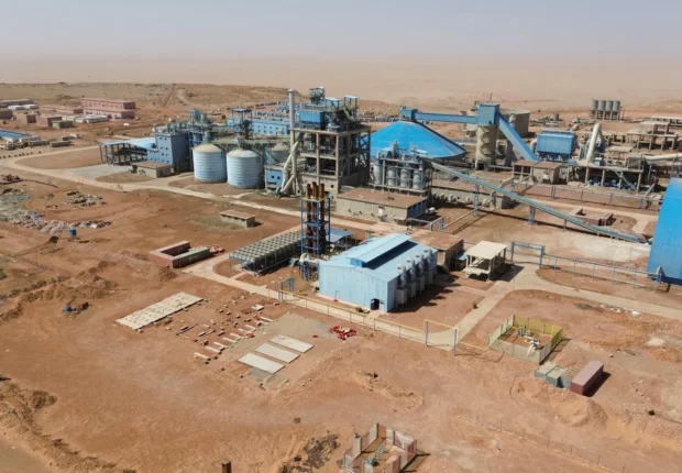 Redémarrage du complexe cimentier d’Adrar : Une nouvelle ère pour l’industrie nationale