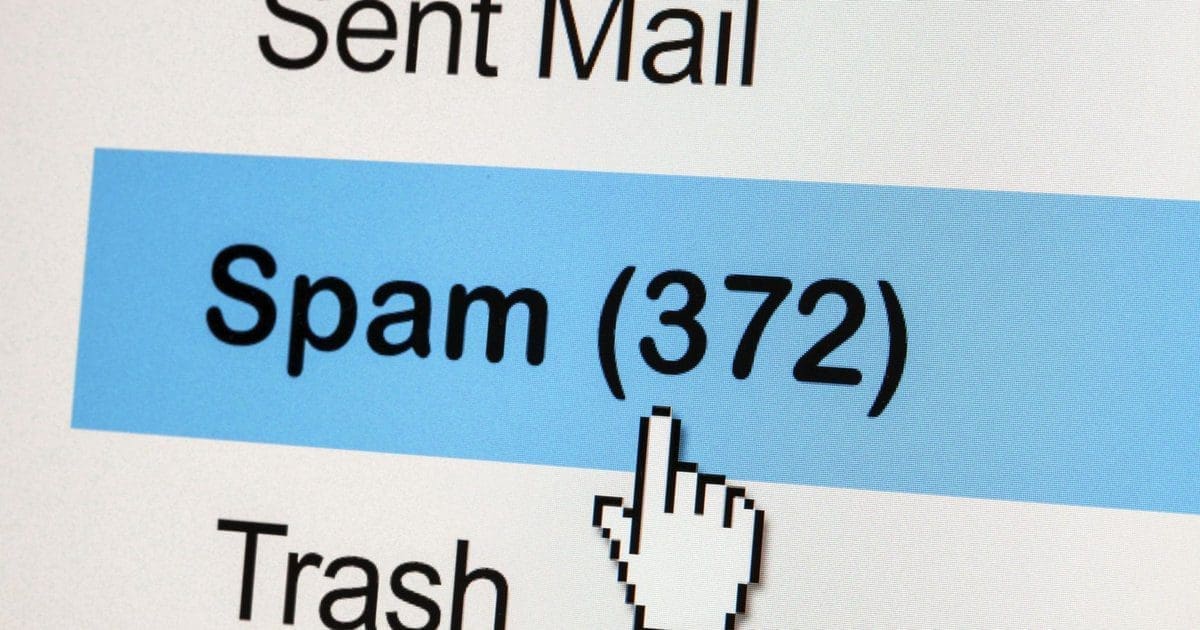 Spam et arnaques : comprendre et se protéger contre les escroqueries en ligne