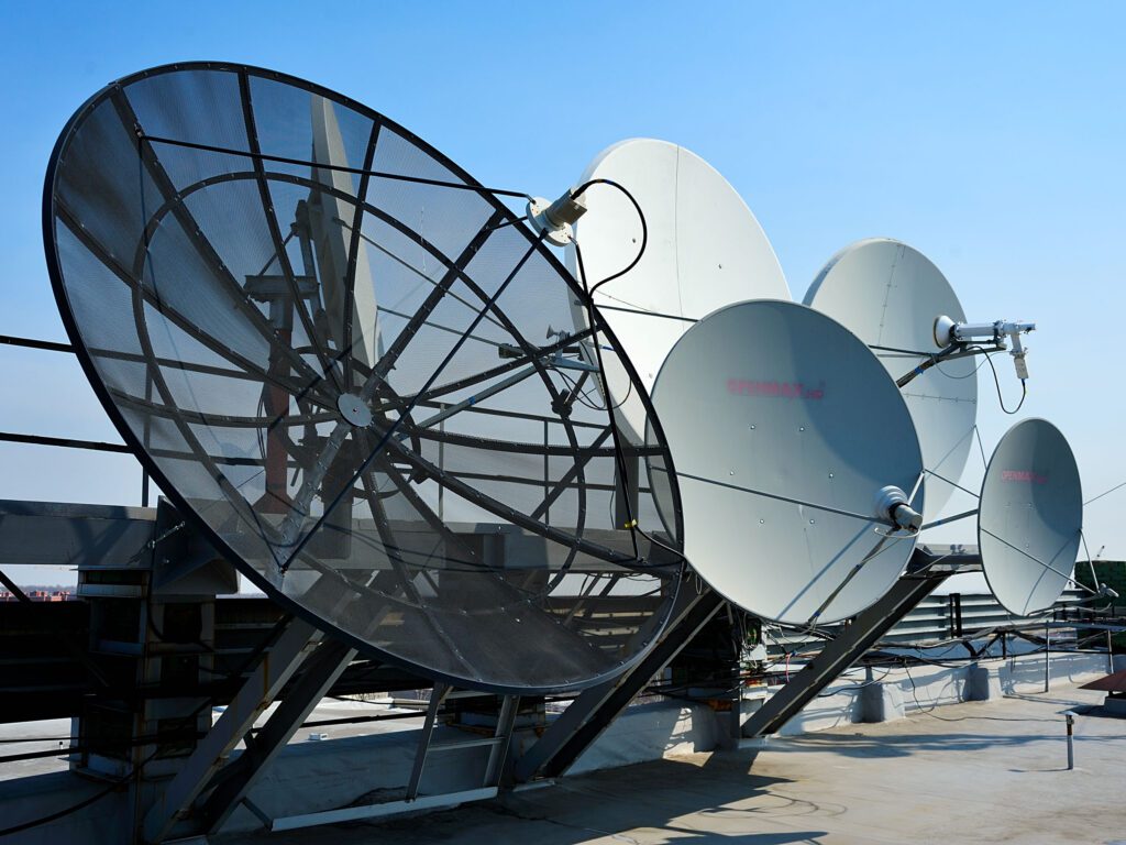 Audiovisuel en Algérie : suspension de trois chaînes TV privées
