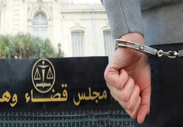 Il aurait abusé d’une quarantaine d’enfants : un prédateur arrêté grâce à une vidéo à Oran