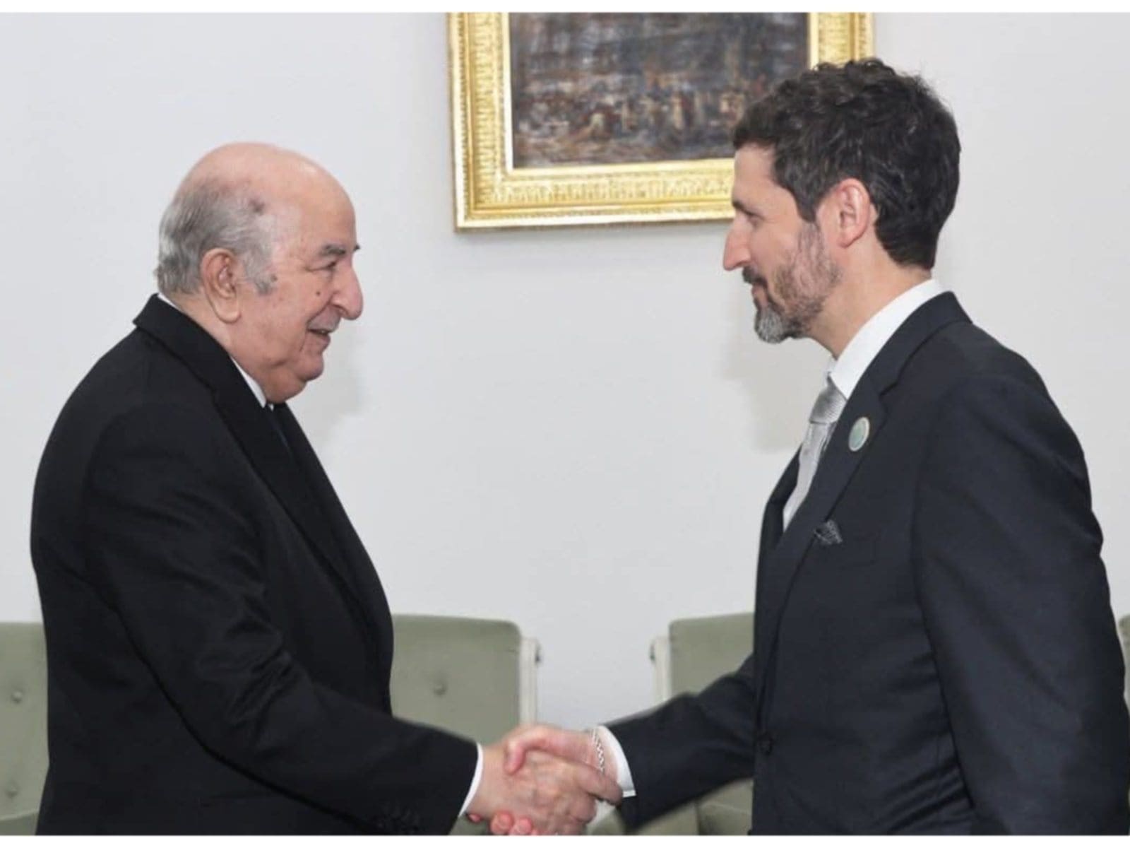 Tebboune reçoit une délégation du géant pétrolier Chevron