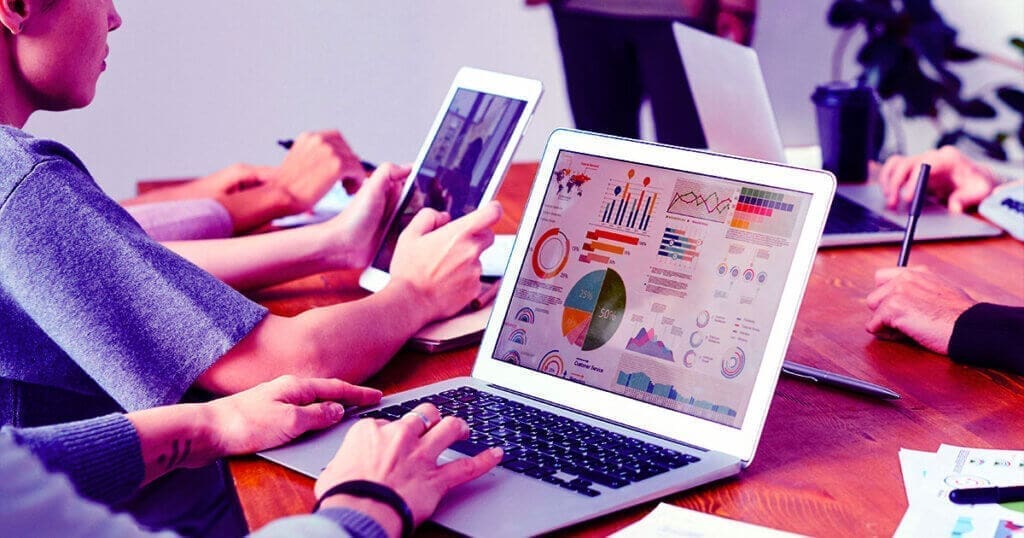 Former pour embaucher : l’État introduit 40 filières tech dans la formation professionnelle