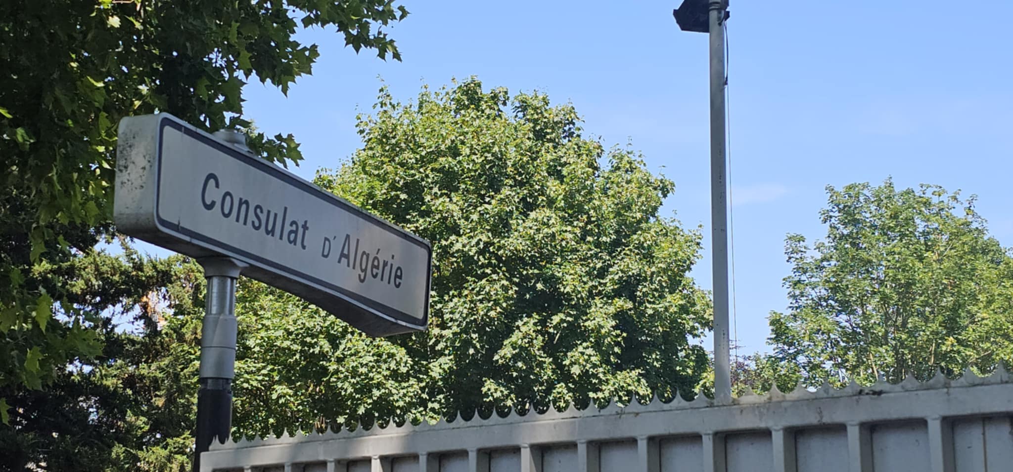 Consulat d’Algérie à Bobigny : l’enfer à ciel ouvert