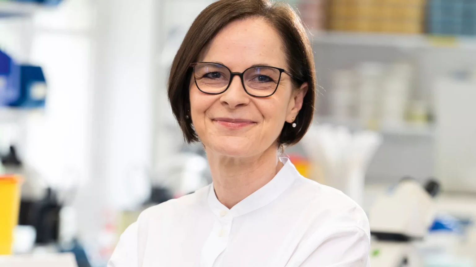 Pionnière de l’immunologie, la Pr Yasmine Belkaid rejoint l’Académie des sciences de France