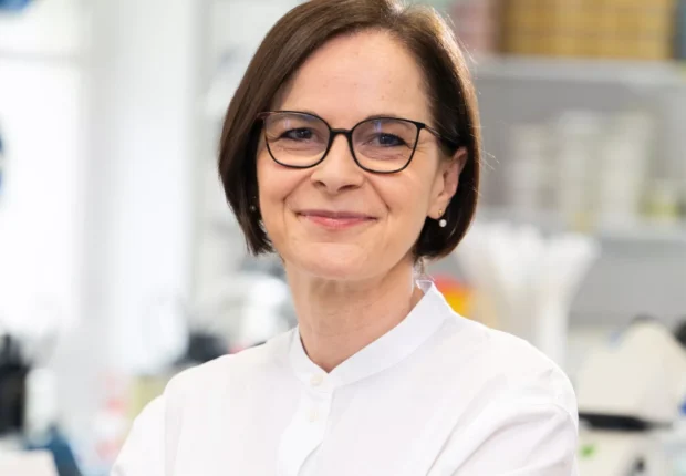 Pionnière de l’immunologie, la Pr Yasmine Belkaid rejoint l’Académie des sciences de France