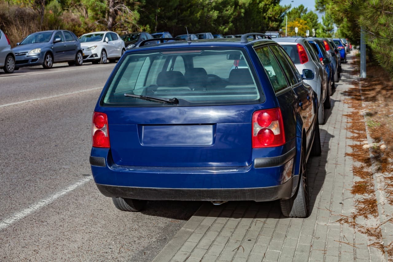 Stationnement anarchique et parkings sauvages : la wilaya d’Alger avertit les automobilistes !