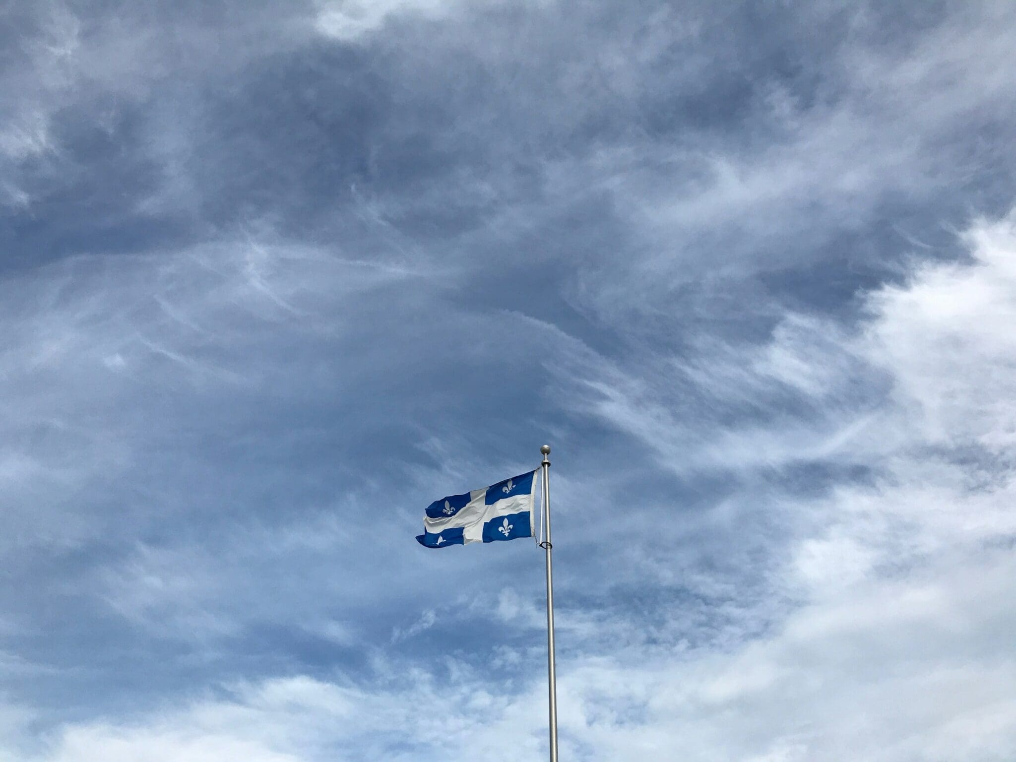 Immigration au Québec : les demandes de regroupement familial gelées jusqu’en juin 2026